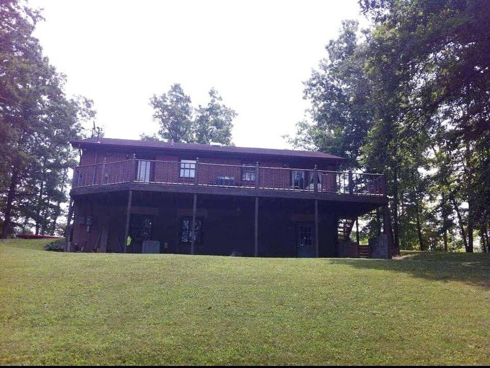 2nd image of 348 Potter Rd