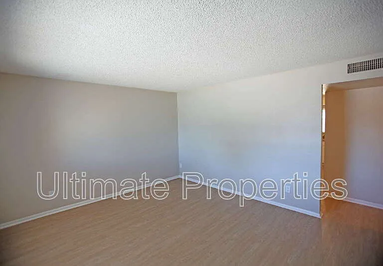 6755 W Montebello Ave — Photo 5