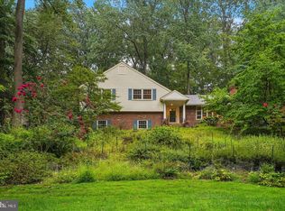 726 Old State Rd, Berwyn, PA 19312