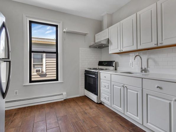 107 N Forest Ave APT 2R