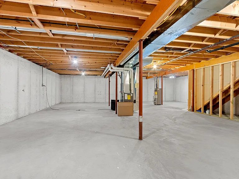 945 Harwood Ave — Photo 33