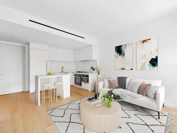 185 Grand Street image 1 of 10