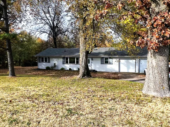 977 Crestwood Drive, Monett, MO 65708