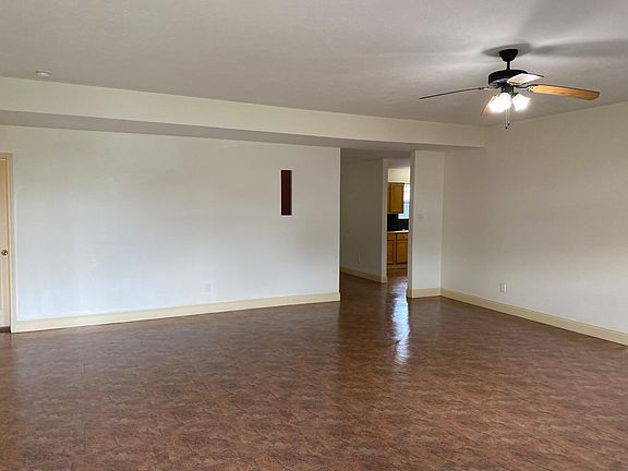 4th image of 5038 Coopershill Dr