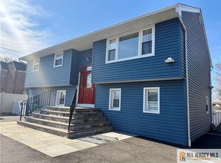 1084 Stelton Rd, Piscataway, NJ 08854