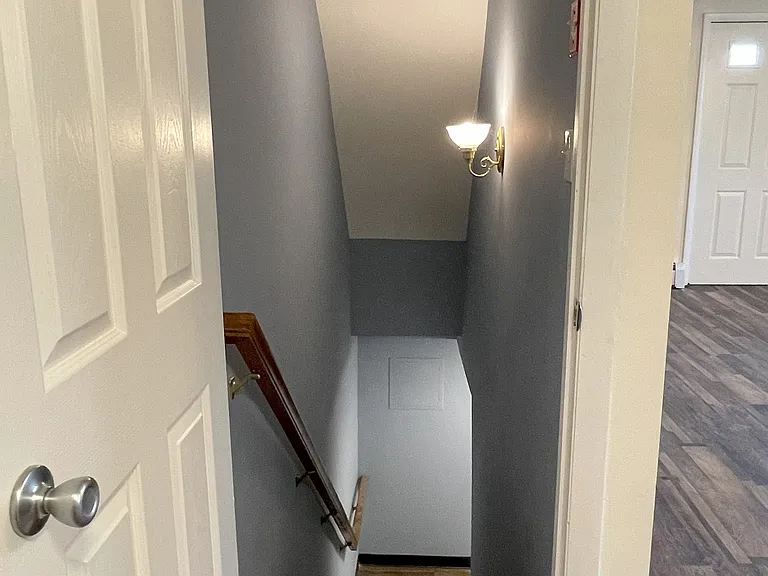 110 Scott St — Photo 14