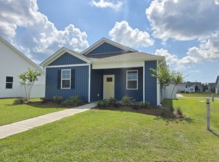 77 Bonaparte St, Wilmington, NC 28411