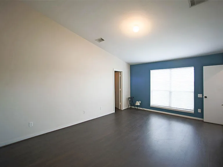 6913 Yellowstone Way Dr — Photo 19