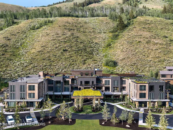 14195 Weiskopf Way Unit 334, Jackson, WY 83001