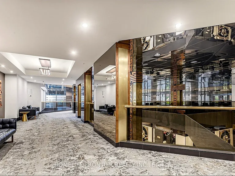 131 Beecroft Rd #203 — Photo 3