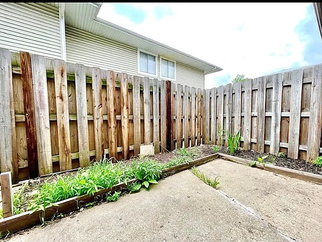 6055 Kit Carson Dr — Photo 11