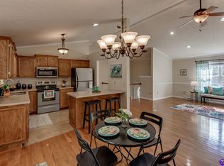 181 Skyline Dr, Radcliff, KY