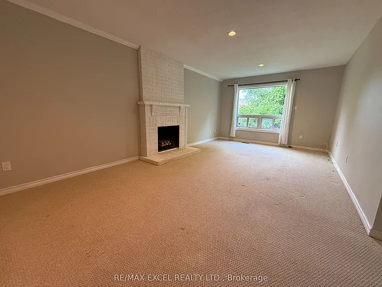 197 Lancaster Ave #LOWER — Photo 2