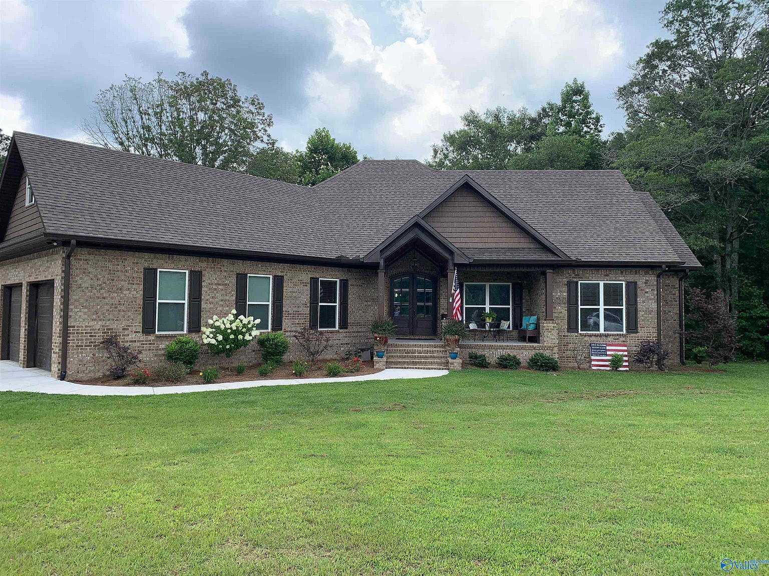 2225 Walnut St, Albertville, AL 35950 Zillow