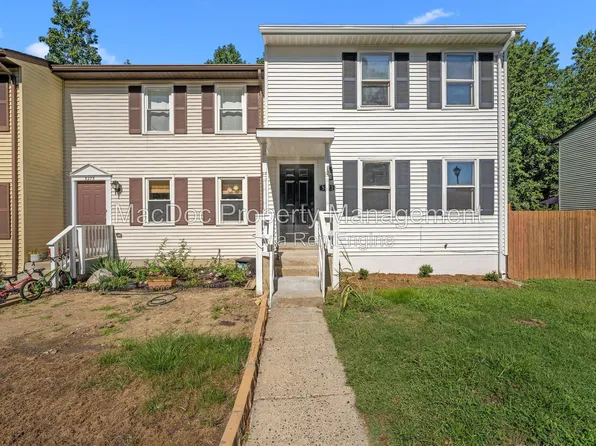 5273 Daffodil Dr, Fredericksburg, VA 22407