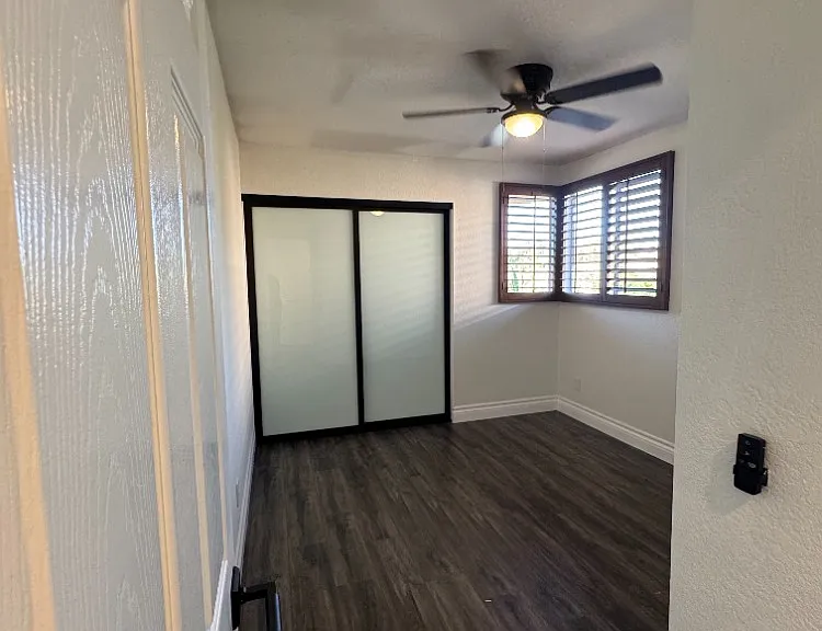 1216 Woodview Dr — Photo 5