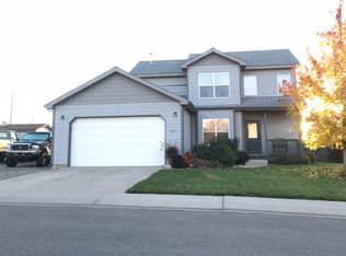 1377 E 17th St, Rifle, CO 81650