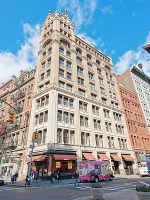 Sold by Sotheby's International Realty | media 9