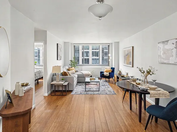 2025 Broadway #18B, New York, NY 10023