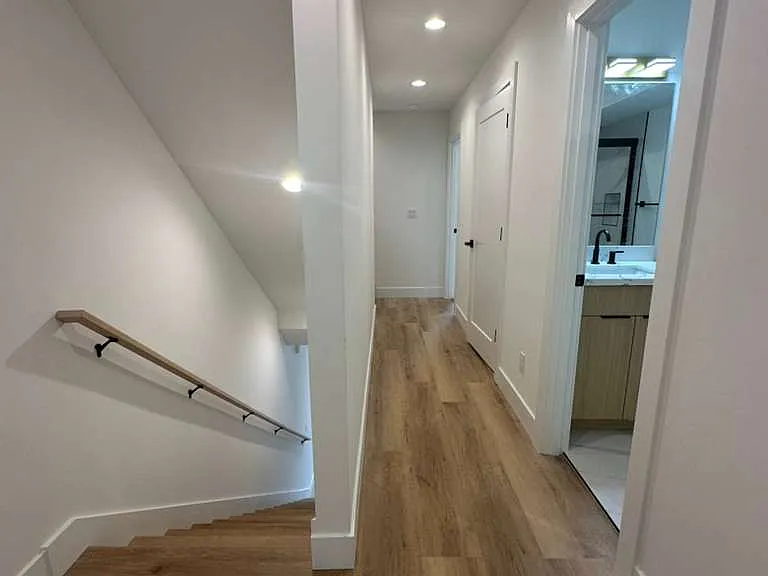 4318 SW Holly St — Photo 25