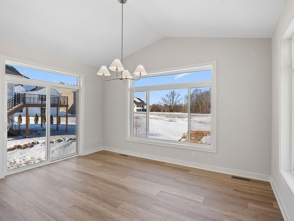 5th image of 5028 Kyla Way SE