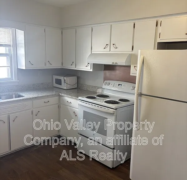 2551 Glenmary Ave #3 — Photo 14