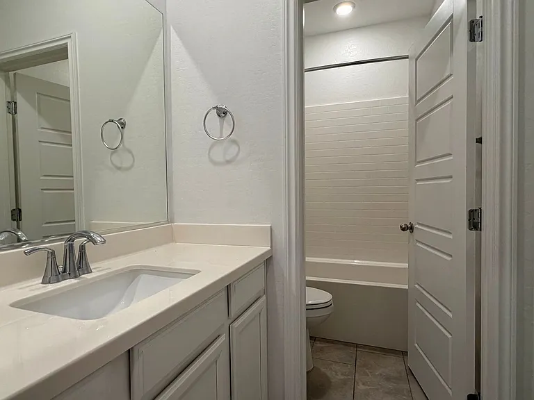 7360 Decatur Blvd #3 — Photo 10
