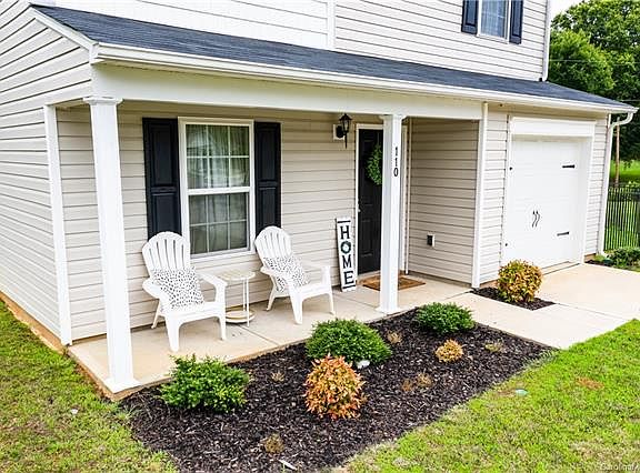 3rd image of 110 Valerie Dr