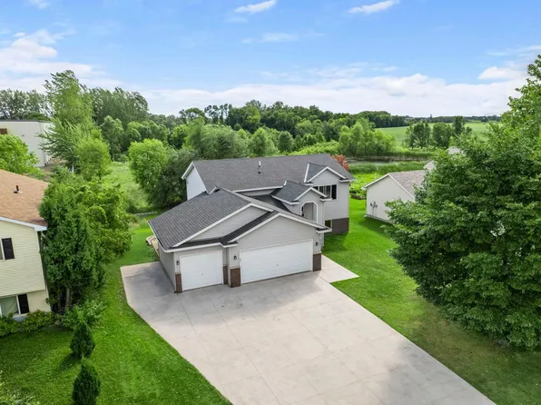 815 Mallard Ave, Winsted, MN 55395