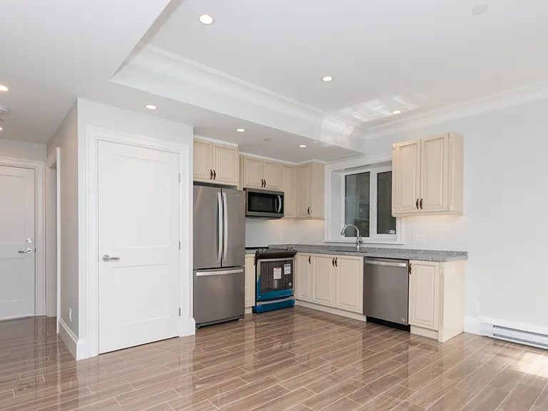 2195 Jefferson Ave — Photo 10