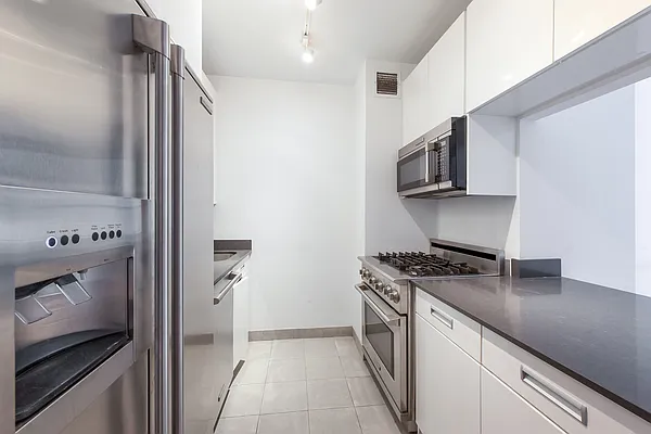 Rented by Nest Seekers International | media 14