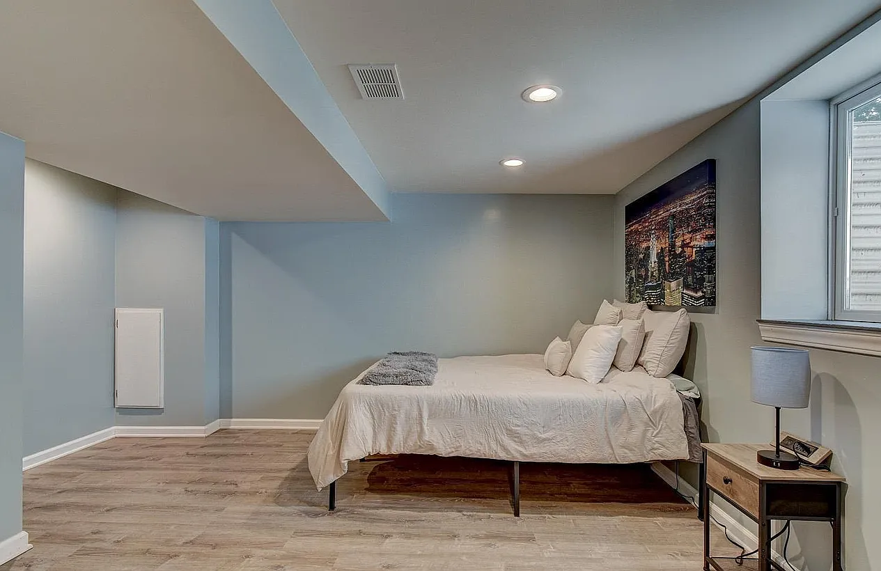 3 bed, 1968 sqft, $1,900 — Photo 3