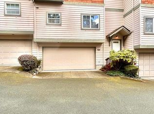 7222 208th St SW APT 3, Edmonds, WA 98026