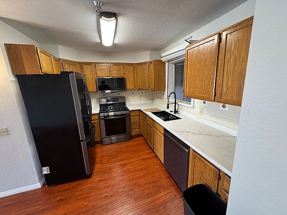 3rd image of 24410 Crenshaw Blvd Unit 214