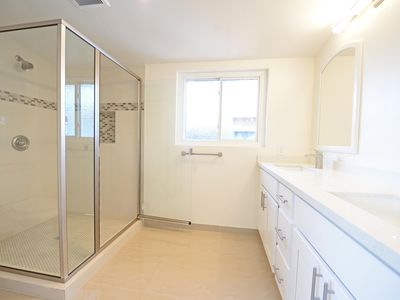 2445 West Broadway, Anaheim, CA, 92804