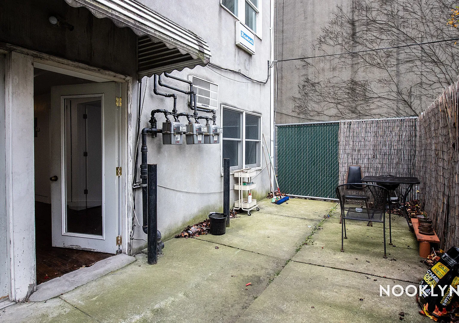 1883 Greene Avenue — Photo 4