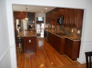 5212 Lake Shores Rd, Virginia Beach, VA 23455