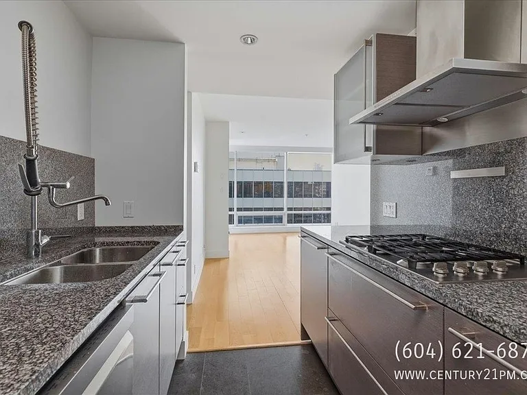 1111 Alberni St #2206 — Photo 13