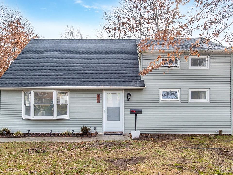 19 David Ct, Colonia, NJ 07067 | MLS #2307939R | Zillow