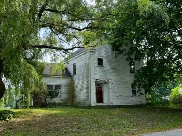 83 Gleason Street, Thomaston, ME 04861