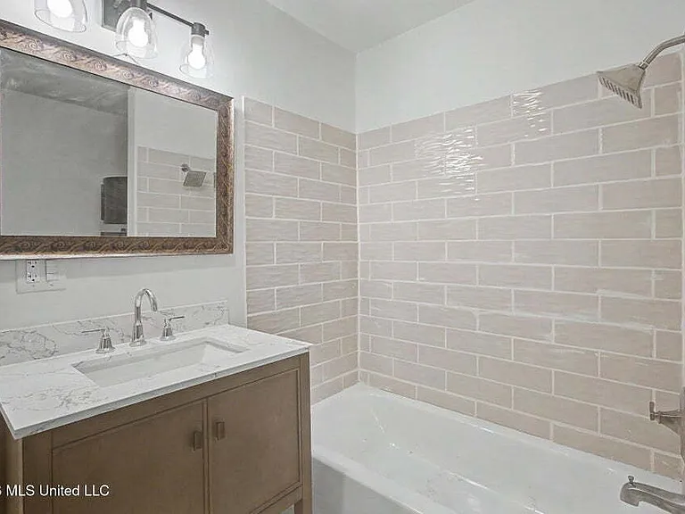 9424 Daisy Vestry Rd #4 — Photo 6