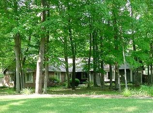 10926 Ridge Ct, Indianapolis, IN 46256