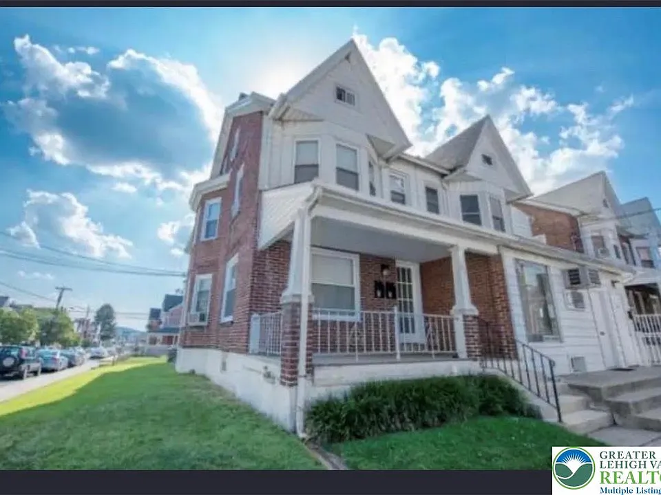 102 N 4th St #1