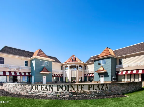 1 Memorial Dr #203, Waretown, NJ 08758