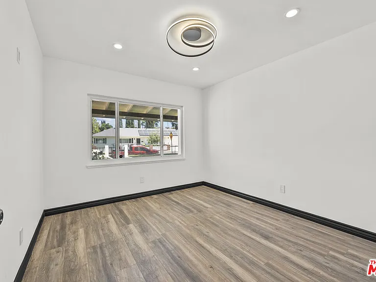 4825 San Feliciano Dr — Photo 10