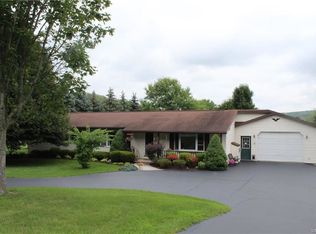 238 Wyoming St, Warsaw, NY 14569