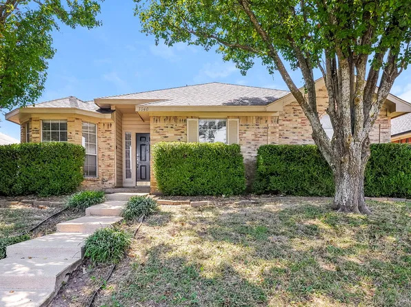 1040 Glencrest Dr, Cedar Hill, TX 75104