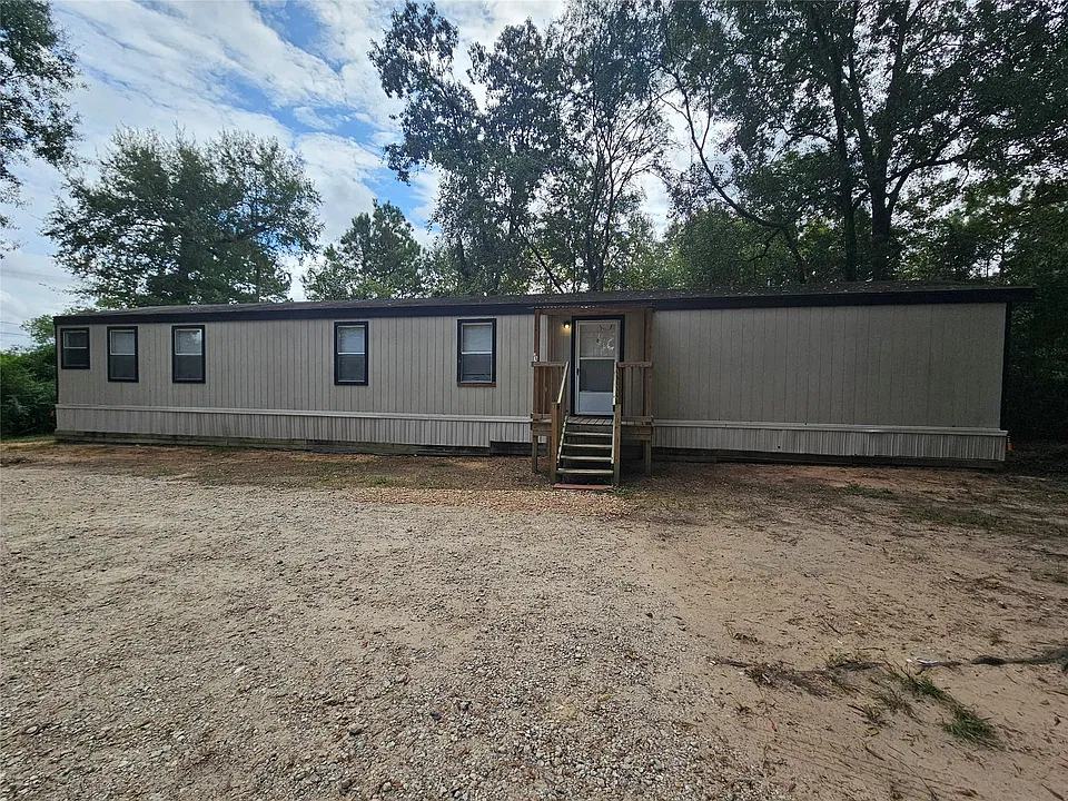 180 Carrier Ave