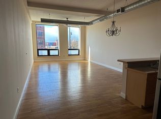 Flats of North Salina, Syracuse, NY 13203