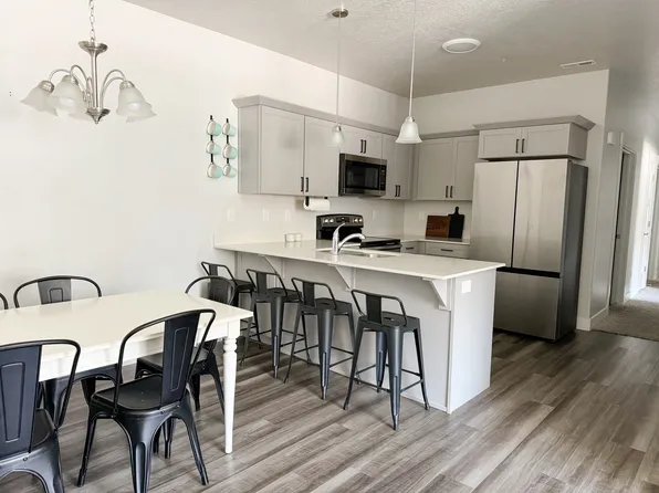 1423 N 3830 W Unit 102, Lehi, UT 84043